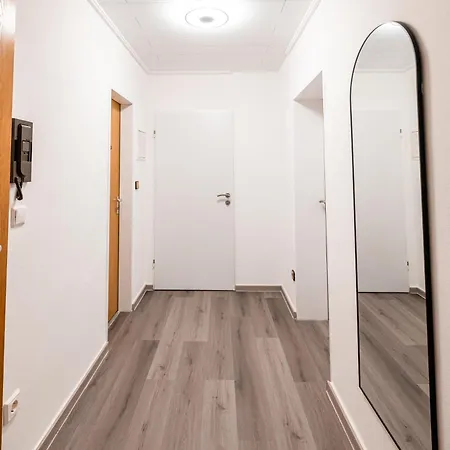 Monteur- & Gruppenquartier Mg L Balkon L Wifi L Smarttv Апартаменты Мёнхен-Гладбах