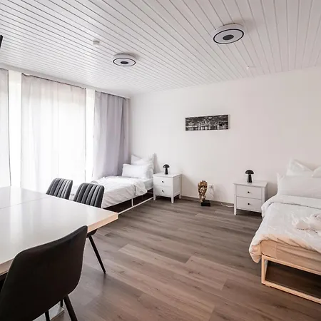 Апартаменты Monteur- & Gruppenquartier Mg L Balkon L Wifi L Smarttv *