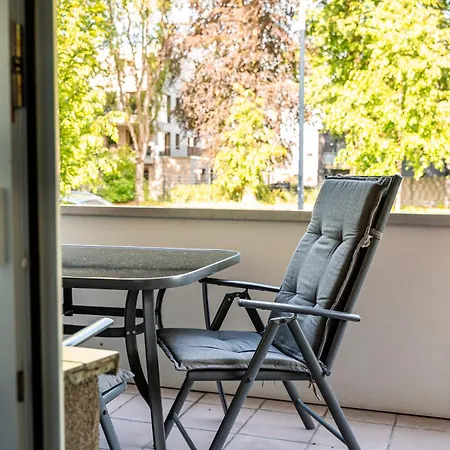 Monteur- & Gruppenquartier Mg L Balkon L Wifi L Smarttv
